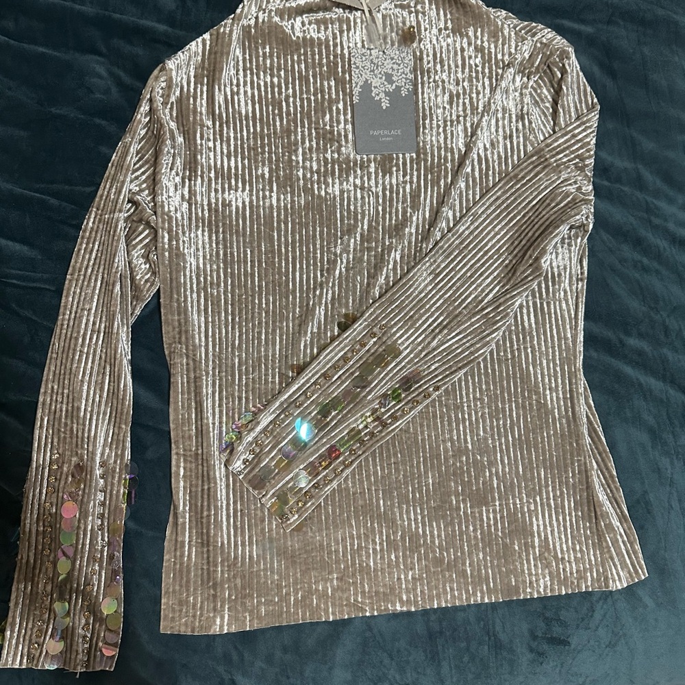 Chic Velvet Long Sleeve Blouse